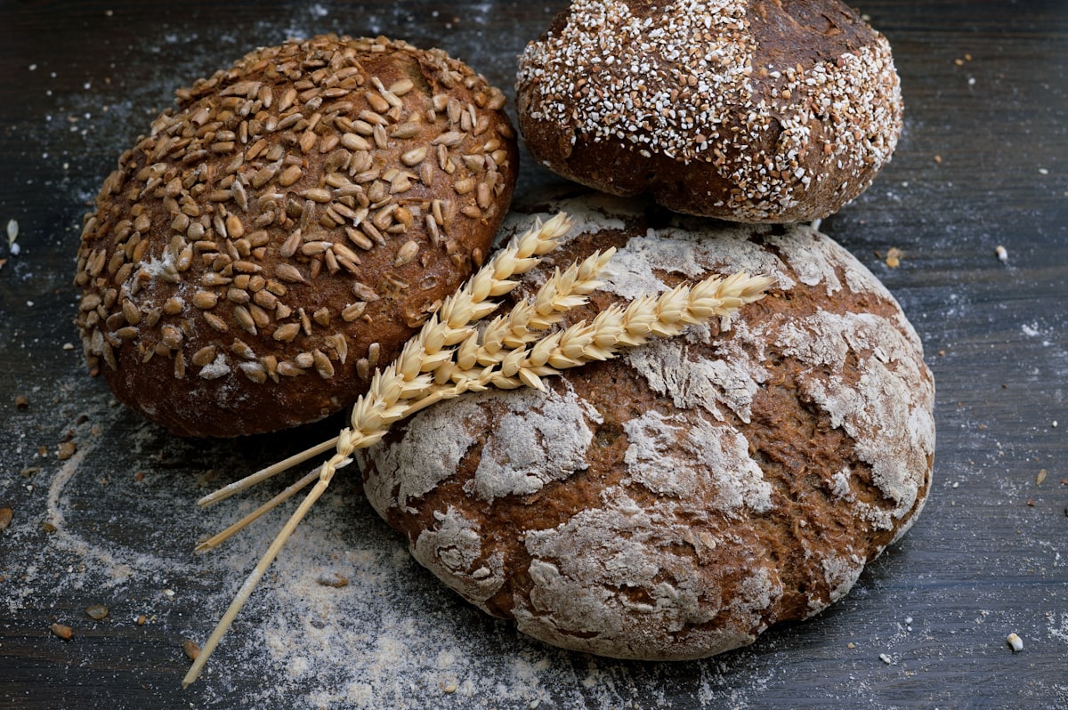 Fresh bakes and warm displays at a neighbourhood bakery counter